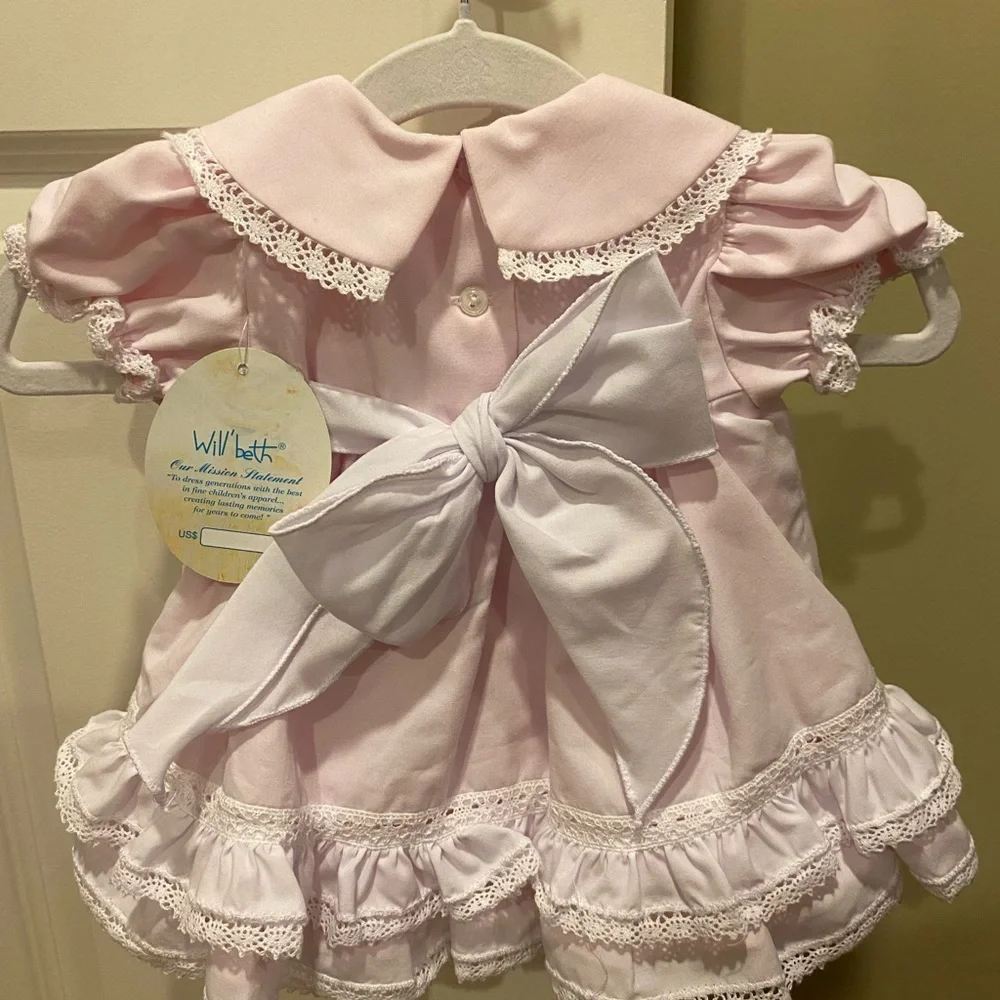 Will’Beth NWT Pink Lace Embroidery Newborn Infant Dress - Picture 2 of 4